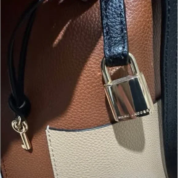 Marc Jacobs Leather Grind Colorblock Tote Bag – Brown/Tan – Excellent Condition - Picture 3 of 5